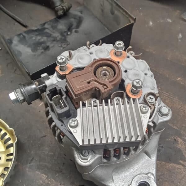 070526 1966 Daimler 250 V8 Repairs 7
