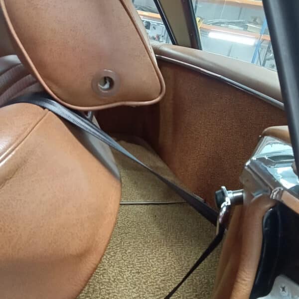 070526 1970 Mercedes 280SL Machined Seatbelt Adapters 10