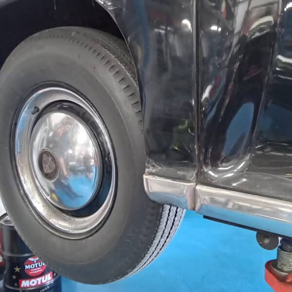 080526 1958 Rover 90 Teardown 128