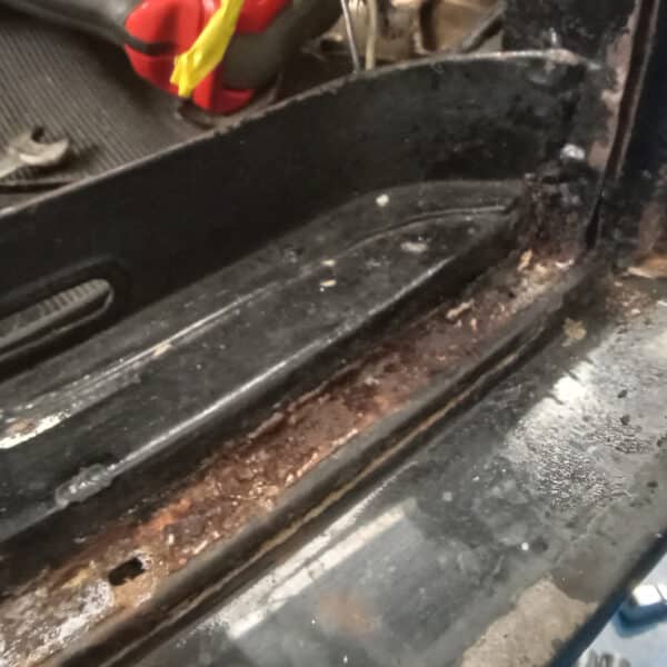 080526 1958 Rover 90 Teardown 38