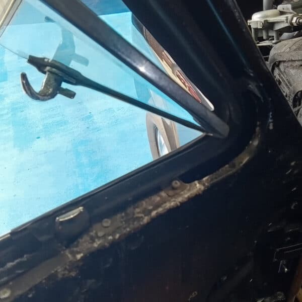 080526 1958 Rover 90 Teardown 59