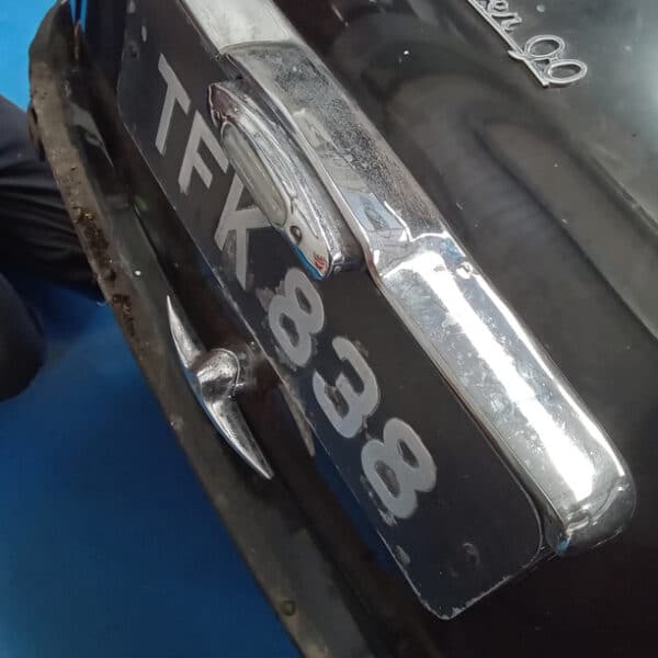 080526 1958 Rover 90 Teardown 73