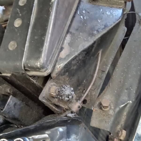 080526 1958 Rover 90 Teardown 86