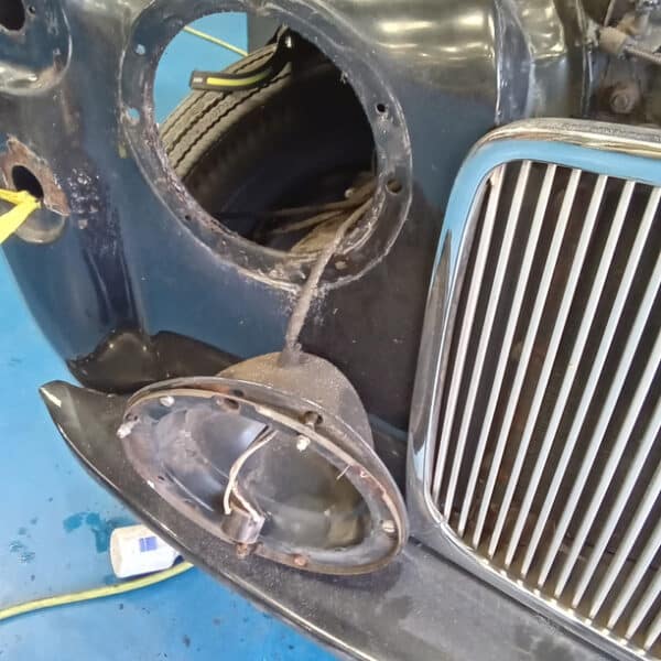 080526 1958 Rover 90 Teardown 91