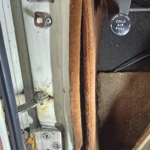 080526 1972 Rover P5 Repairs 2