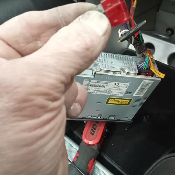 080526 2000 Lotus Elise S1 Stereo Fix 5