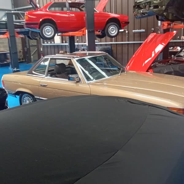 120526 1987 Mercedes 500SL Boot Seals
