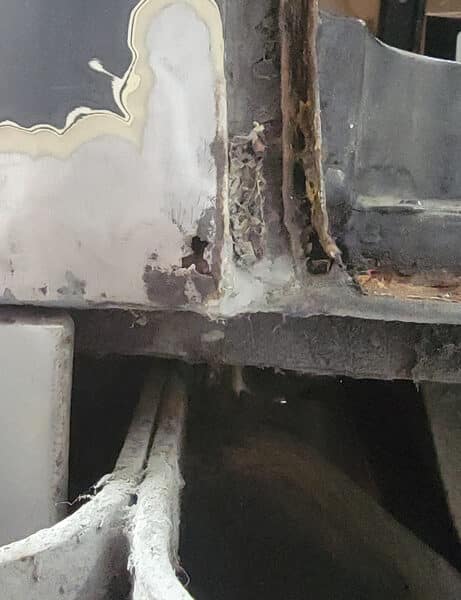 130526 1958 Rover 90 Passenger Quarter Panel 3