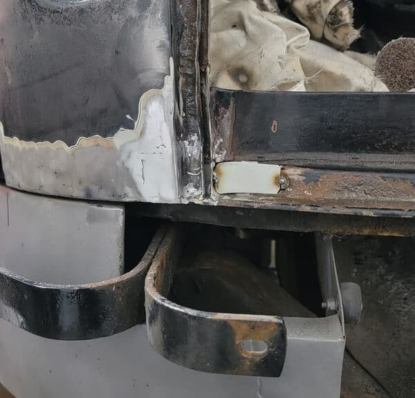 130526 1958 Rover 90 Passenger Quarter Panel 5