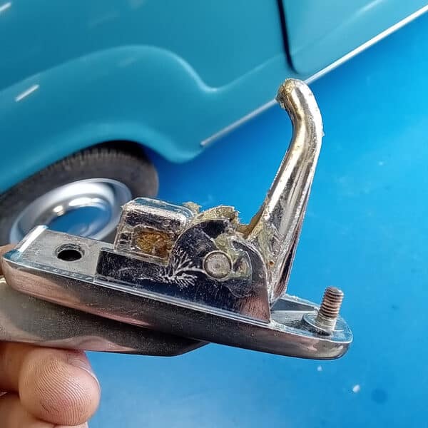 130526 1967 Fiat 600 Repairs 13