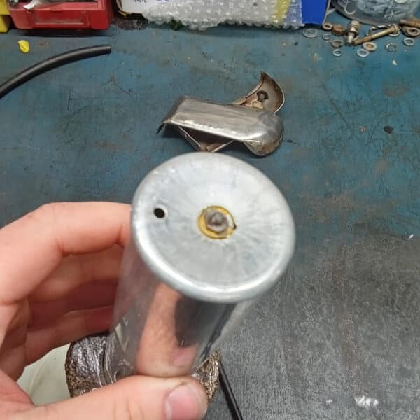130526 1969 Audi L 72PS Fuel Tank Removal 5