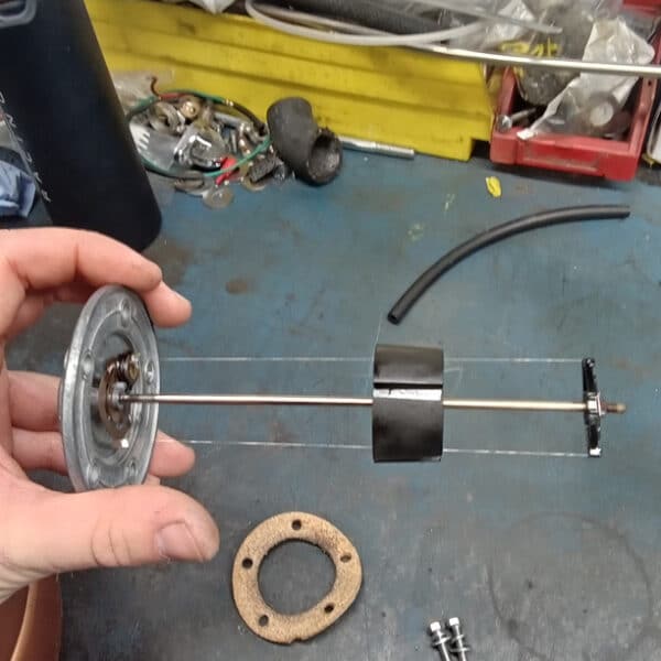 130526 1969 Audi L 72PS Fuel Tank Removal