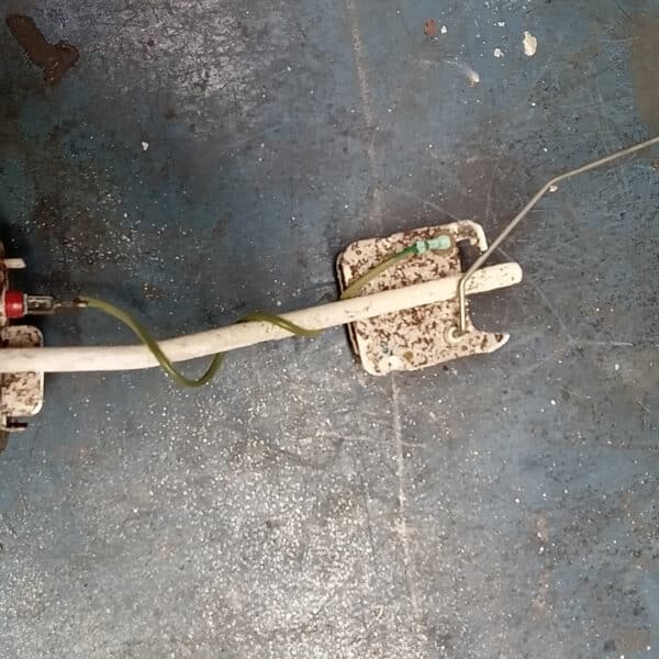 130526 1987 Daimler Double Six ceased sender unit 2