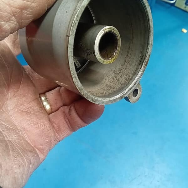 140526 1952 MG YA Jet Reset Sill Underseal and Seam Seal 12