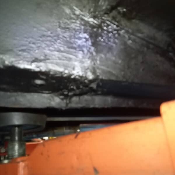 140526 1952 MG YA Jet Reset Sill Underseal and Seam Seal 17
