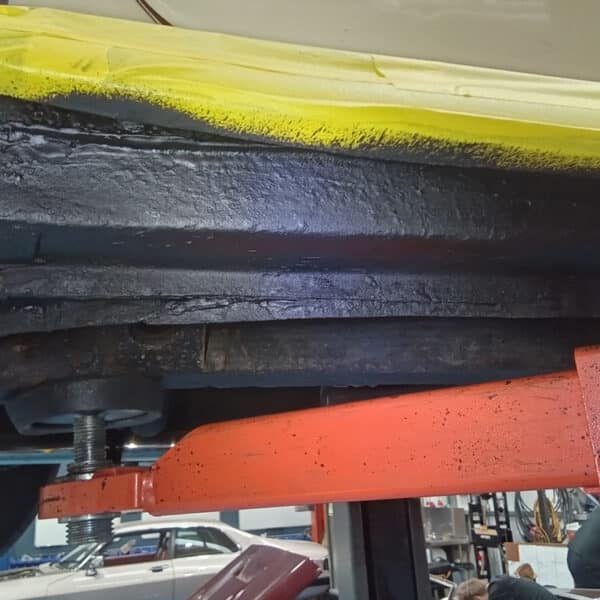 140526 1952 MG YA Jet Reset Sill Underseal and Seam Seal 18