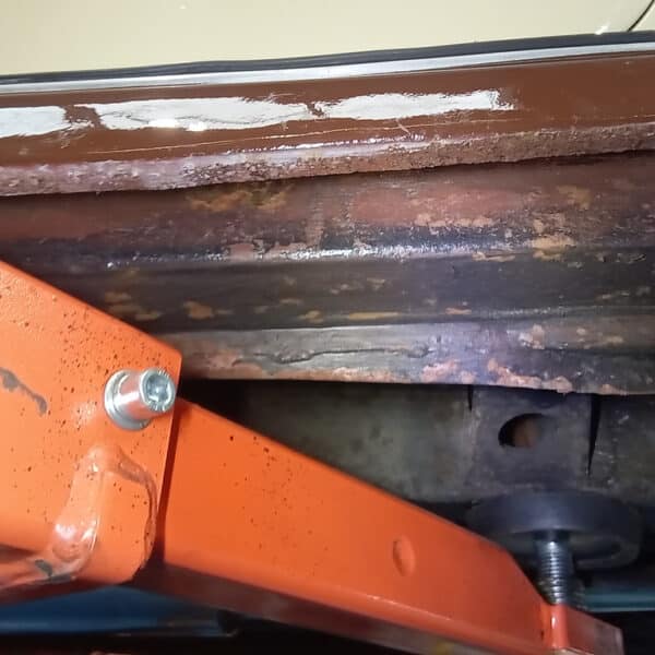 140526 1952 MG YA Jet Reset Sill Underseal and Seam Seal 24