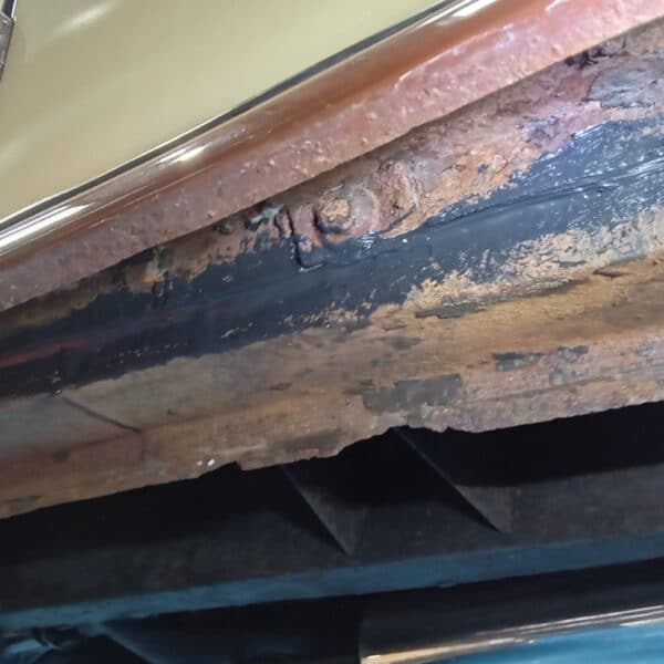 140526 1952 MG YA Jet Reset Sill Underseal and Seam Seal 4