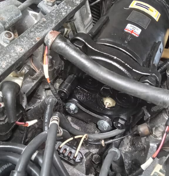 140526 1991 Jaguar XJS AC Replaced with New Bolts 3