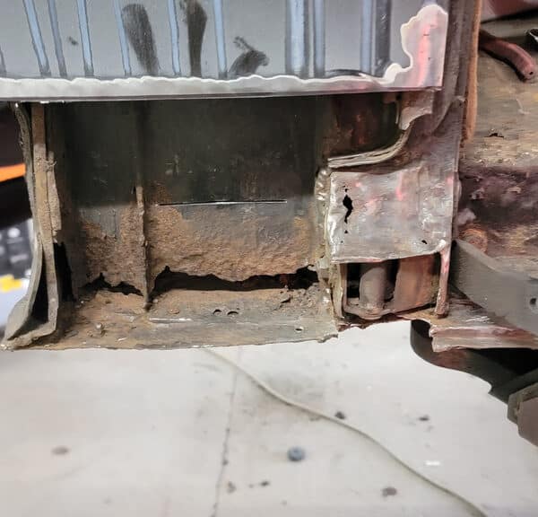 150526 1958 Rover 90 Passenger Door Hinge 2