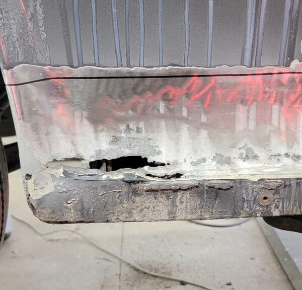 150526 1958 Rover 90 Passenger Wing Rust Repair