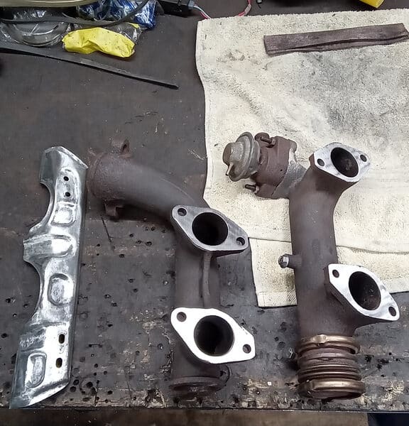 150526 1987 Mercedes 500SL Manifolds and Covers Cleaned
