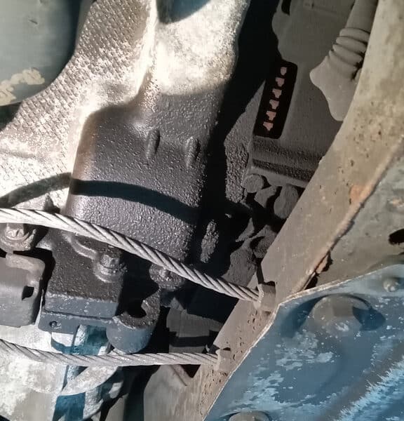 150526 2007 Porsche Cayman S Oil Leak