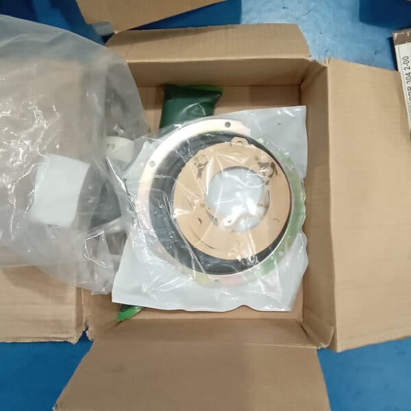 190526 1965 Land Rover Series 2a Parts Supplied 15