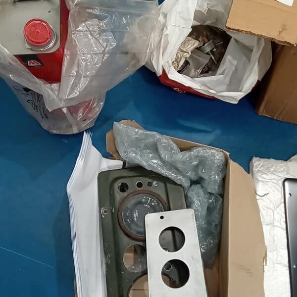 190526 1965 Land Rover Series 2a Parts Supplied 21