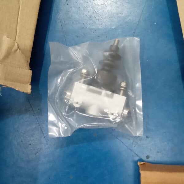 190526 1965 Land Rover Series 2a Parts Supplied 9