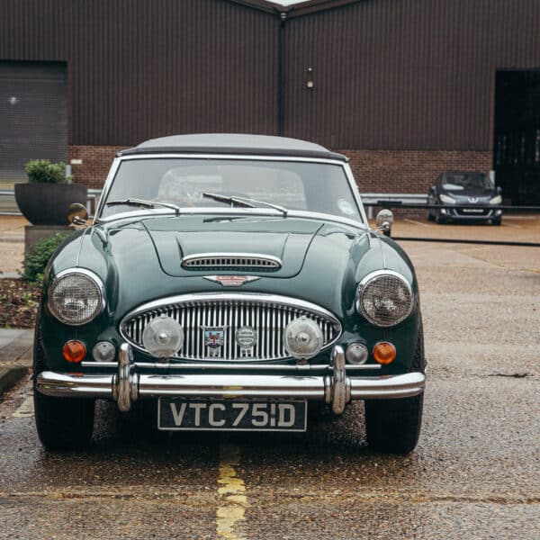 190526 1966 Austin Healey 3000 Arrival 3