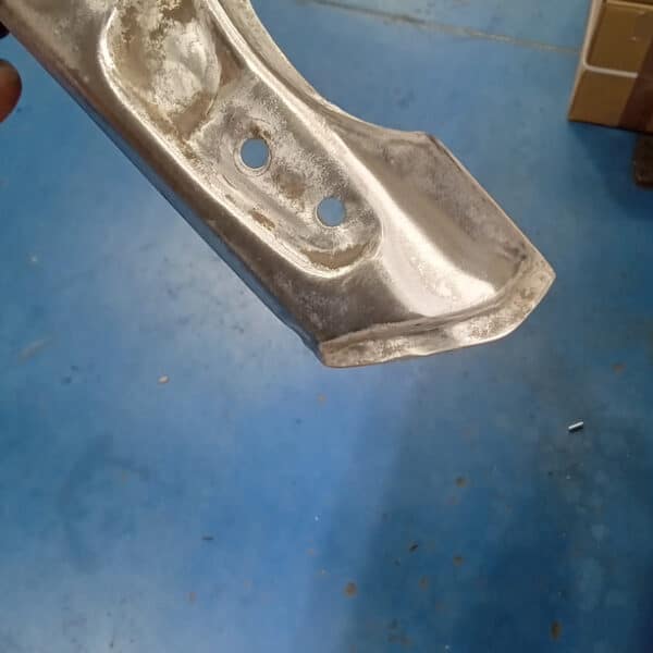 190526 1987 Mercedes 500SL Scuttle Prep and Exhaust Heatshields