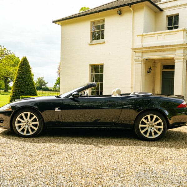 2006 Jaguar XK 10 1