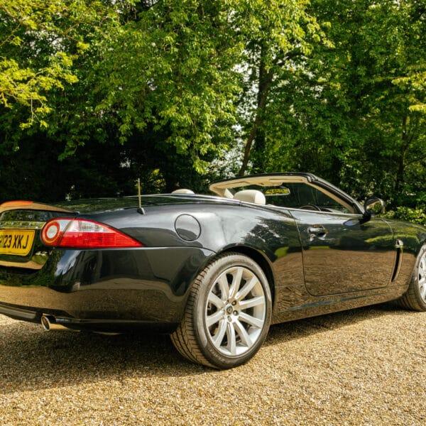 2006 Jaguar XK 15 1