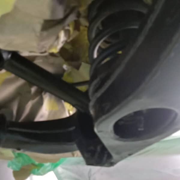 210526 1972 Rover P6 4500S Underseal 12