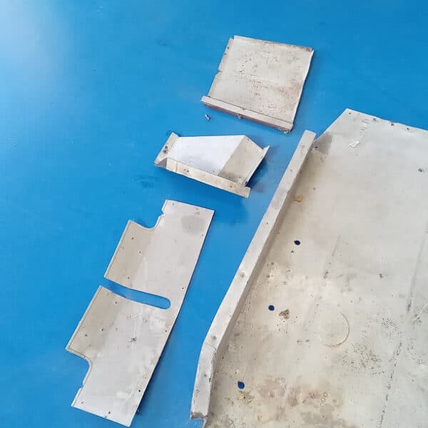 220526 1954 Aston Martin DB2 Parts Catalogued 14
