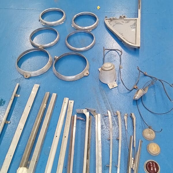 220526 1954 Aston Martin DB2 Parts Catalogued 32