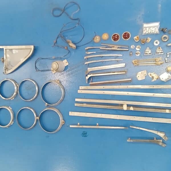 220526 1954 Aston Martin DB2 Parts Catalogued 34