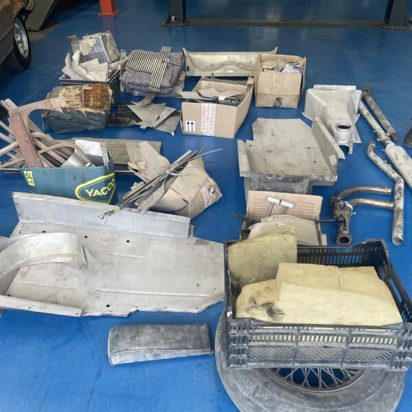 220526 1954 Aston Martin DB2 Parts Collected from Lille 12