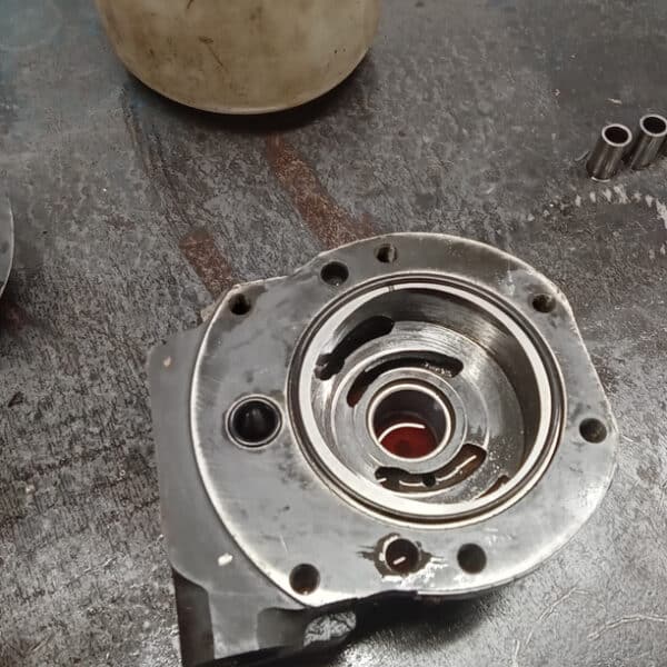 260526 1972 Rover P6 4500S Power Steering Pump 18
