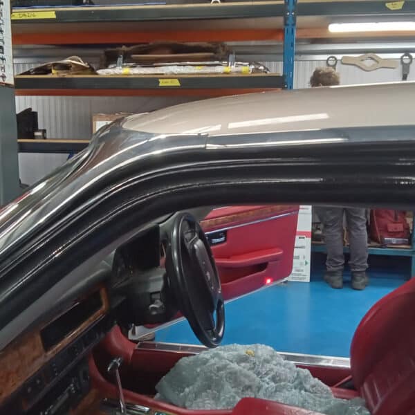 260526 1991 Jaguar XJS Window Noise 3