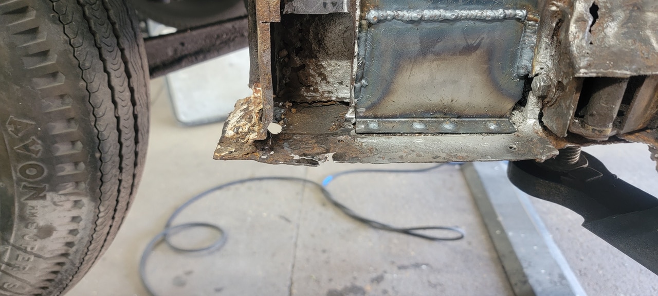 270526 1958 Rover 90 Rust Repair