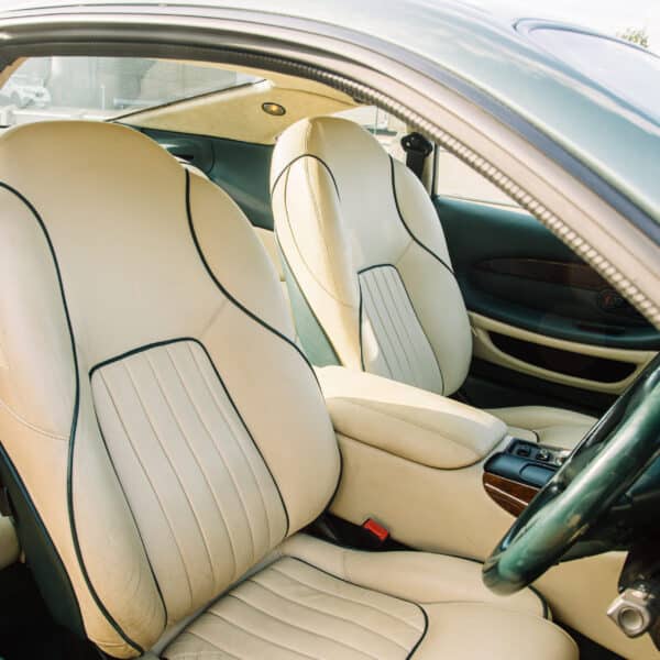 270526 1995 Aston Martin DB7 Arrival 6