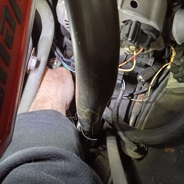 280526 1995 Aston Martin DB7 Repairs 23