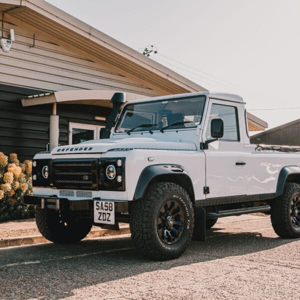 280526 2008 Land Rover Defender 110 Pickup Arrival