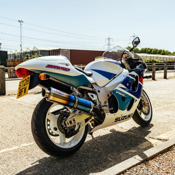 Suzuki GSXR 750 6