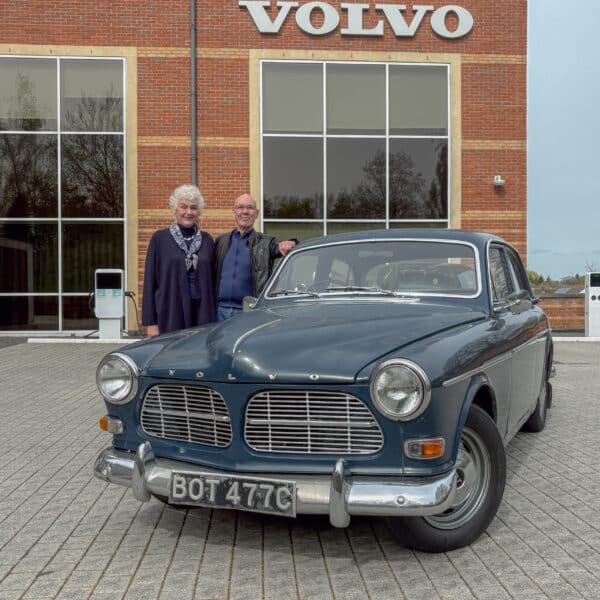 VOLVO Antoniw Amazon 122S 4