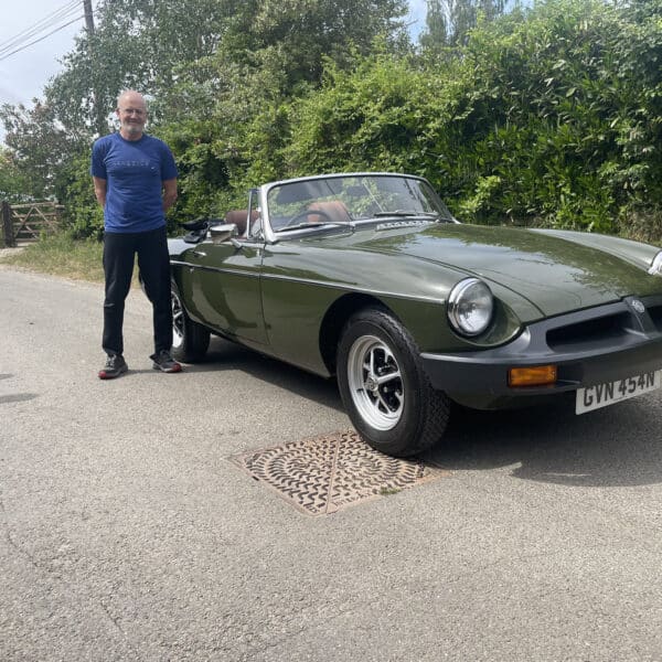010626 1975 MGB Roadster Winner