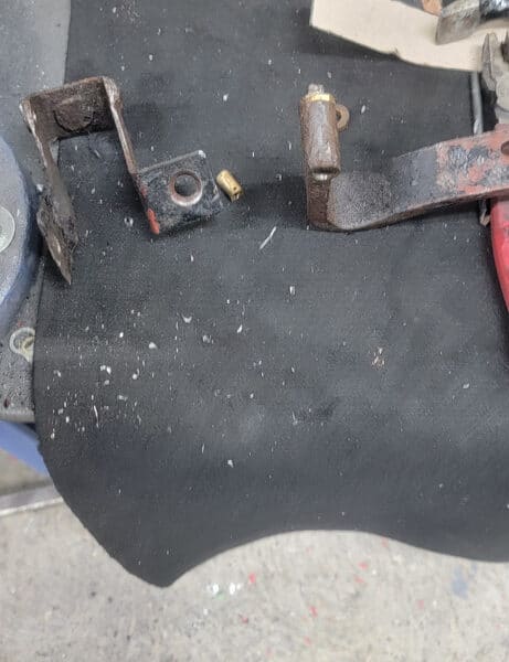 020626 1958 Rover 90 Door Hinge Rust Repair 7
