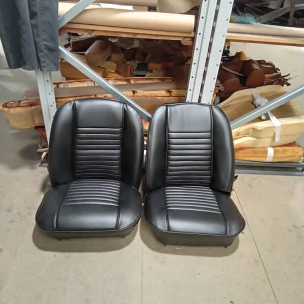 020626 1973 Triumph TR6 Seats Adjusted 2